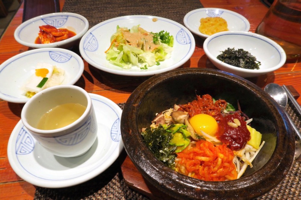 Processed with VSCOcam with f2 preset