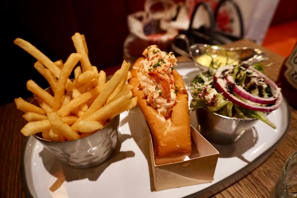 3E469FE0-5CB1-4CAA-BA8B-4B407A094398_1_105_c