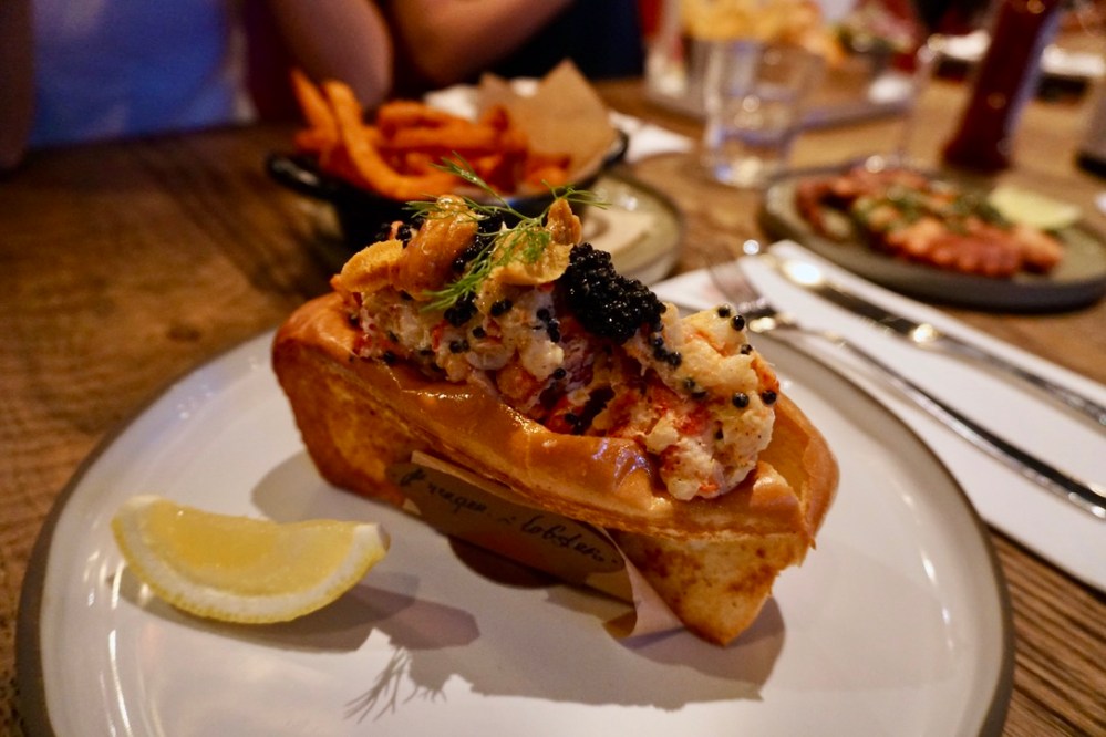 D9402128-F335-48F3-A58D-07A831E926AB_1_105_c