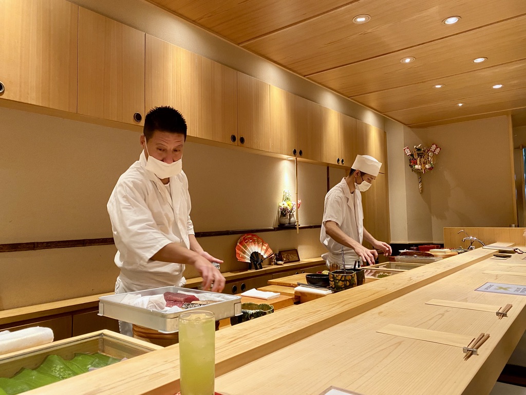 A834EE1E-521F-4E1A-B586-744535DCBC50_1_105_c