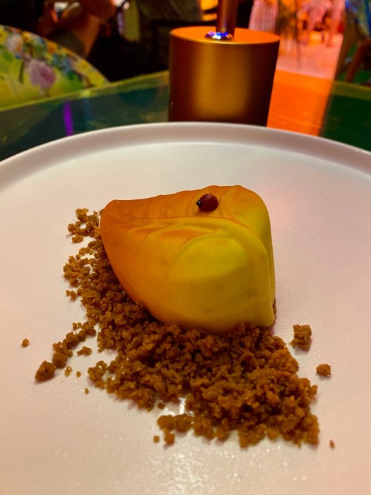 0C43B0B7-4A84-49AD-BD55-FD5E3A6BEE8C_1_105_c