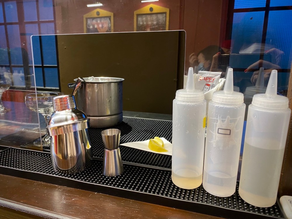 EDD54E29-0D48-43DE-A966-6DEFCEE9A8F1_1_105_c