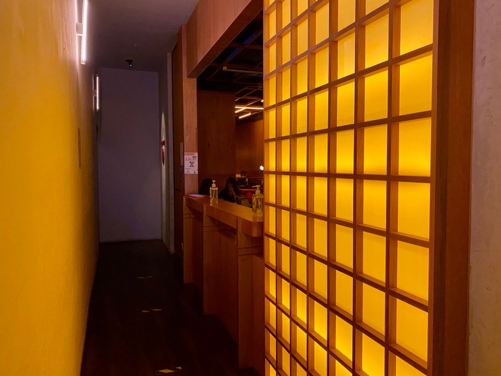 8E634A38-C17E-41F2-9A1A-54CEBAA1AD9D_1_105_c