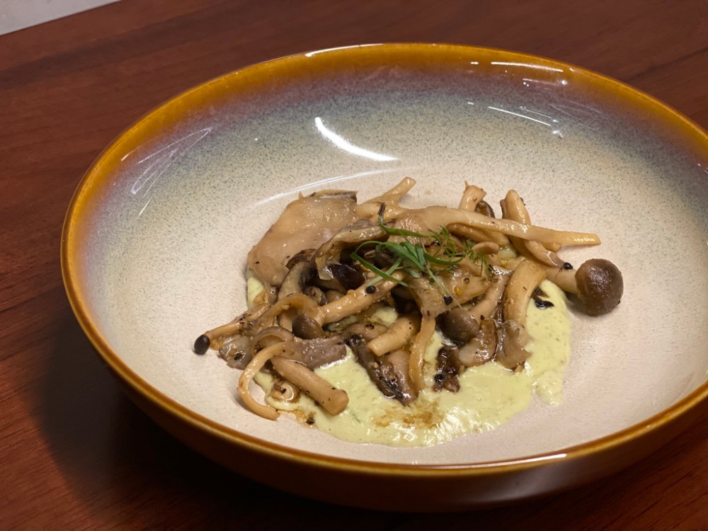 D2AF22A1-3F13-4772-A8BC-DB1E3A6652C4_1_105_c