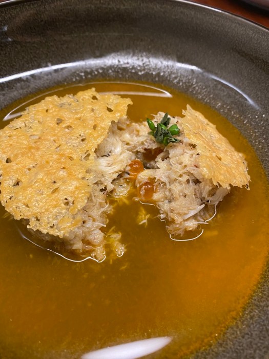 E8F02B6C-B1E7-4ADE-B31F-BDFB90FA1CF7_1_105_c