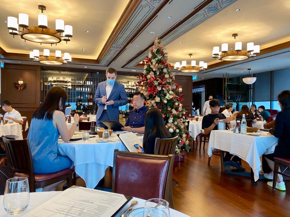 C943C1E3-B793-466E-BEA6-430D0624242B_1_105_c