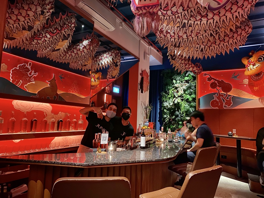 20C6F2AE-F615-4425-8998-174E79F77B01_1_105_c