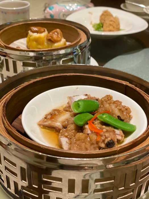 5BF46F7F-AD0F-4E23-8507-DCF68C672D87_1_105_c