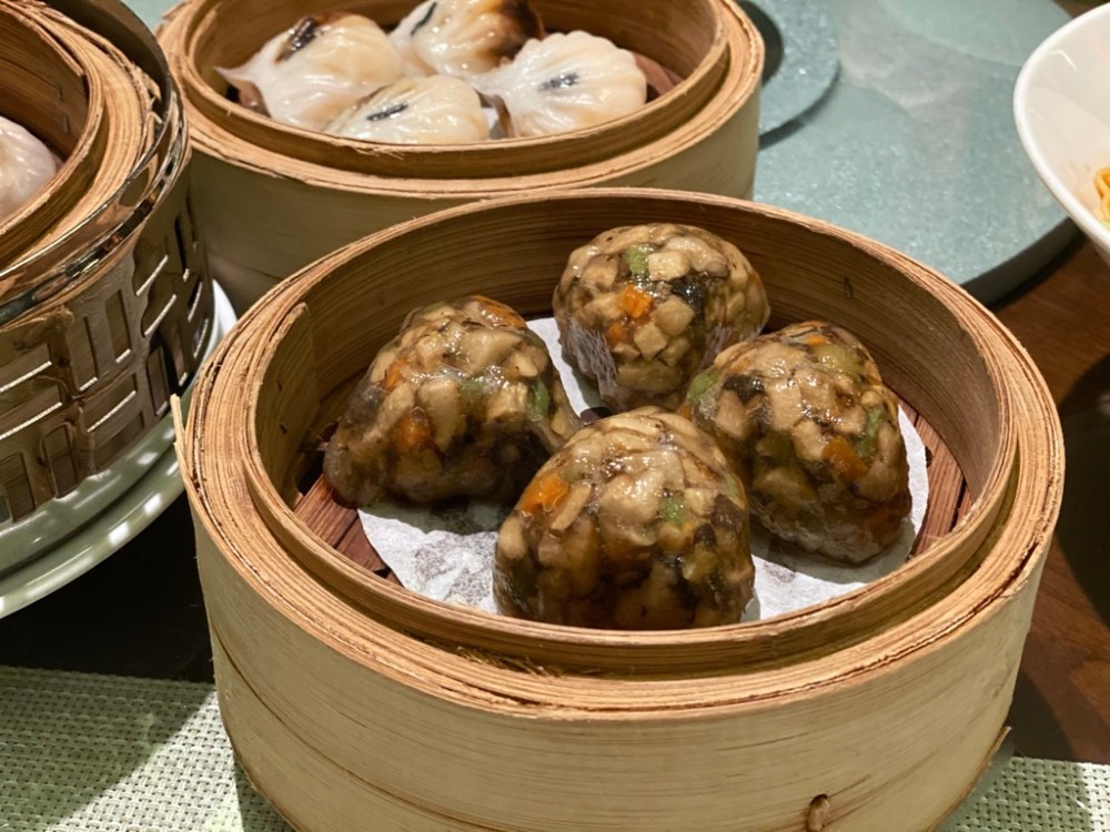 8B06A32B-3632-401E-A24C-C12E573BE248_1_105_c