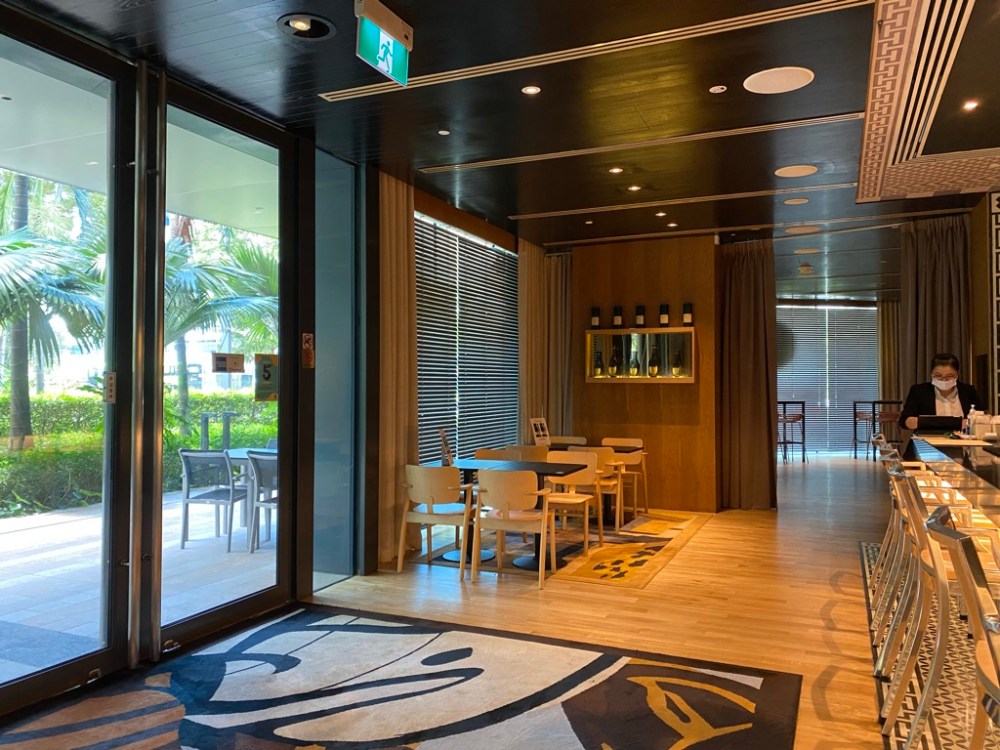 410A8AD2-7763-4560-8D83-2E595C48034E_1_105_c