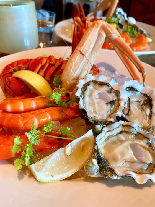 47CDC2B1-FCE7-43AA-82BD-4E0C786A2DF6_1_105_c