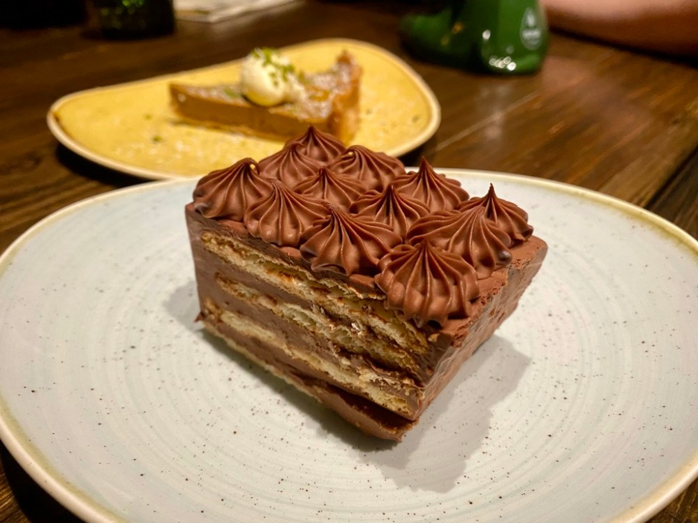 E84A99FD-1893-4F89-B9BF-729F4C582BCE_1_105_c