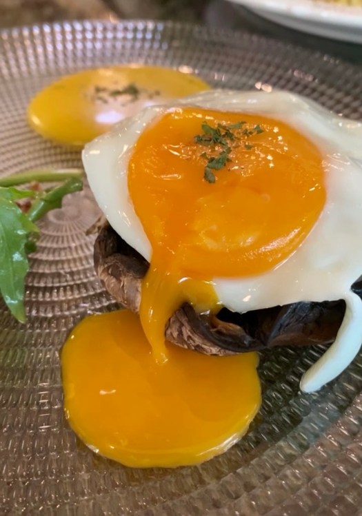 03F475DF-AB10-493A-A60D-6F0FC2639B05_1_105_c