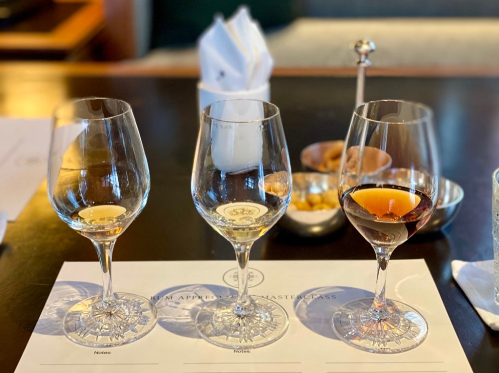 18EB4030-B3DA-479A-8BFA-6C5560F42ECF_1_105_c