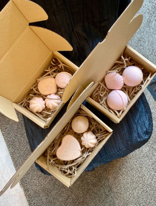 584AF39F-5DB6-4C13-A8AB-50B449FAA1E9_1_105_c