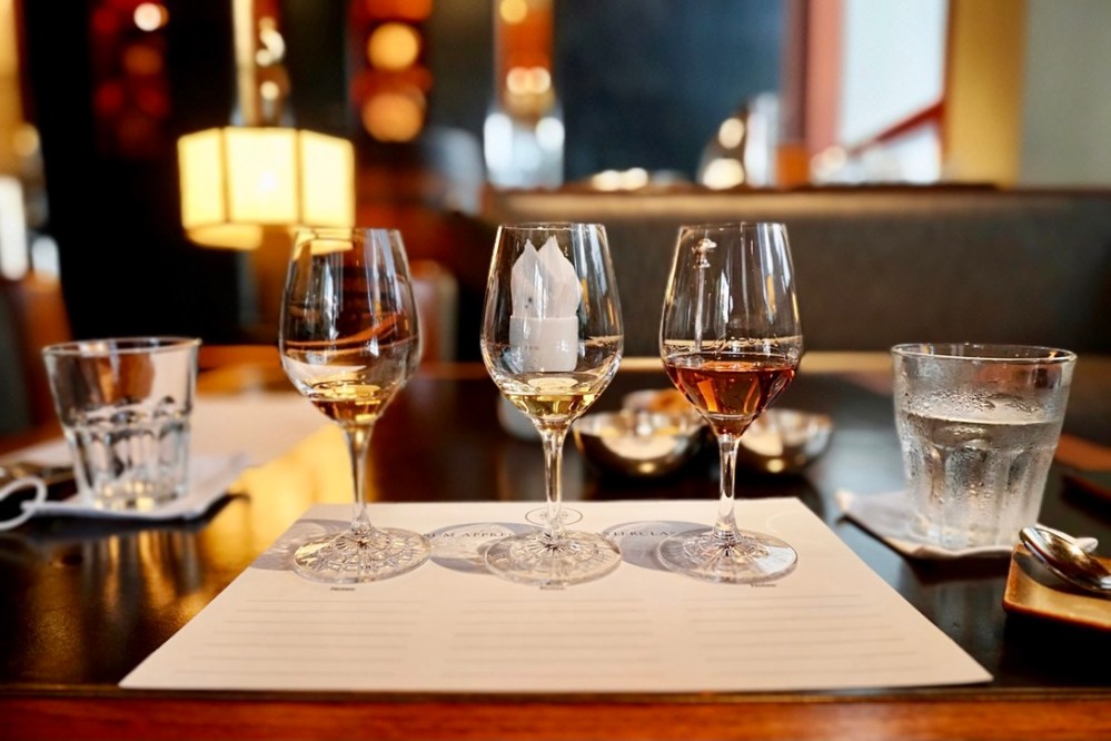 + Processed with Focos