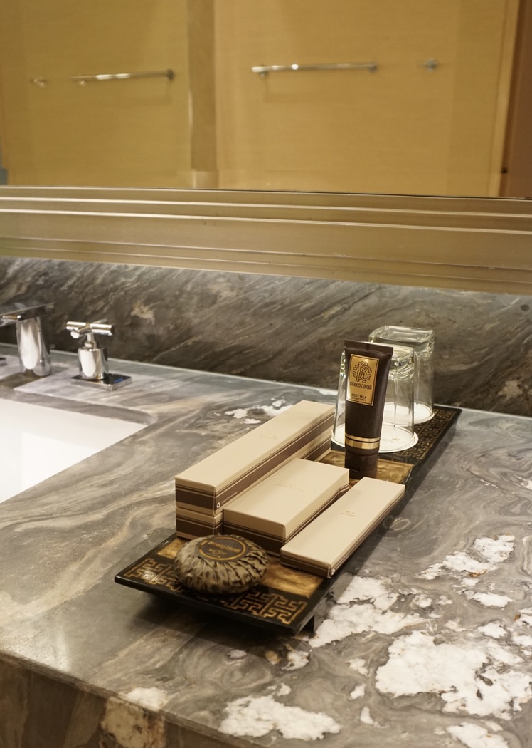 2CAEBBE1-F84F-4042-9B33-86C2A44B121B_1_105_c