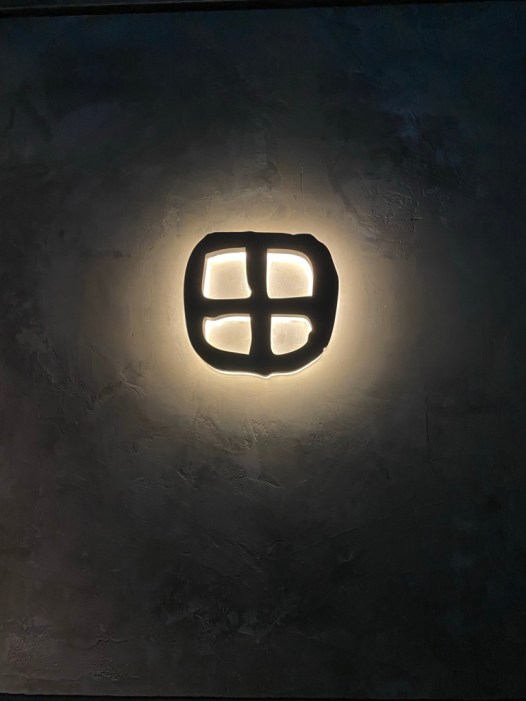 8F2BB4E6-532A-4953-AD91-D9220C0212BF_1_105_c