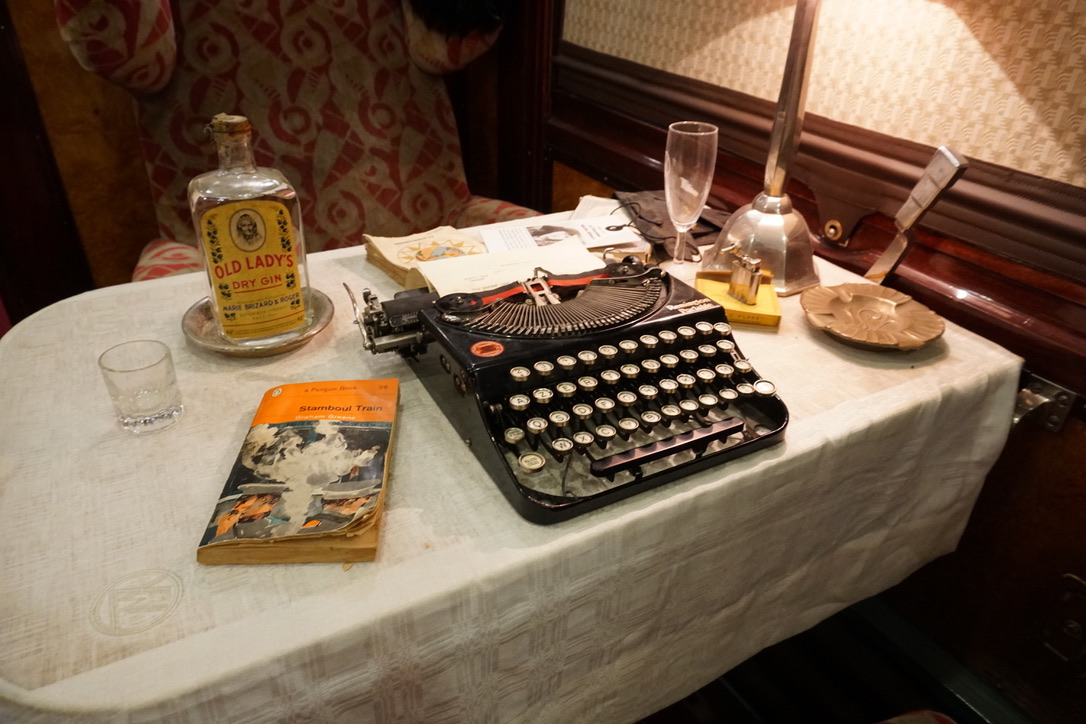 AA8156BA-0878-43C3-B793-5C2467F087C2_1_105_c