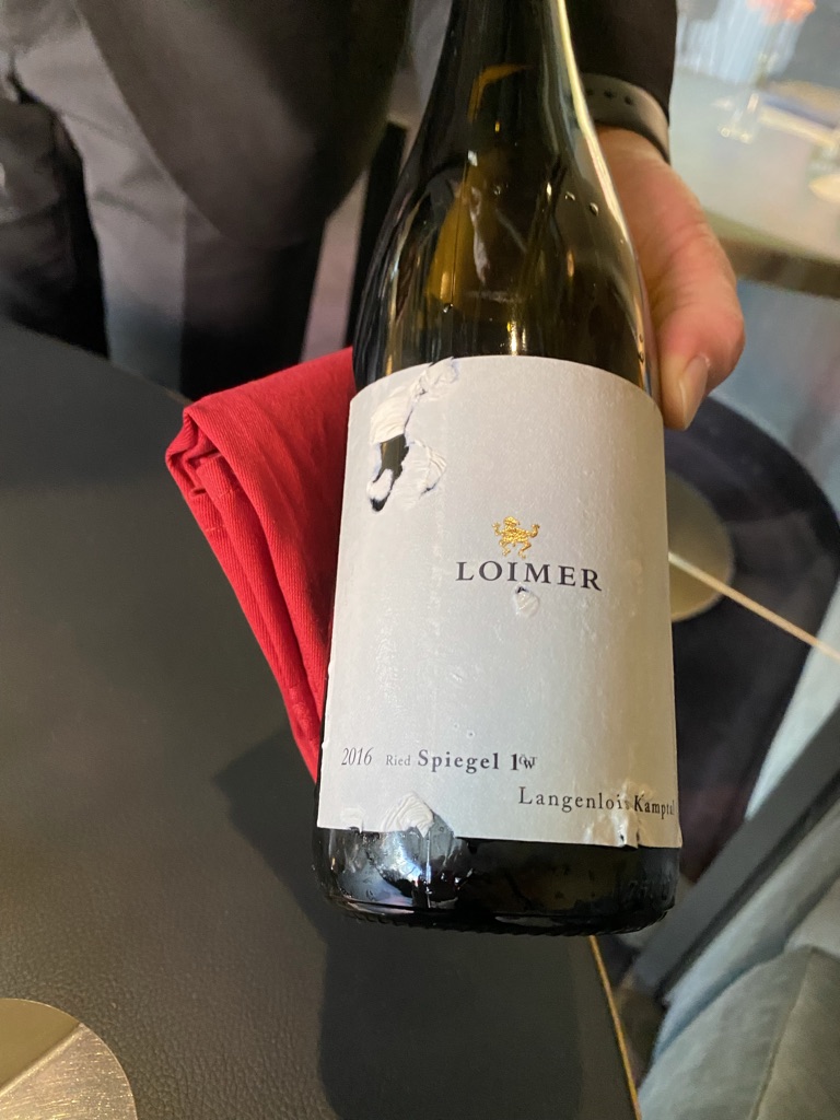 540D3693-5635-446E-88AB-8FA6BBCAFF30_1_105_c