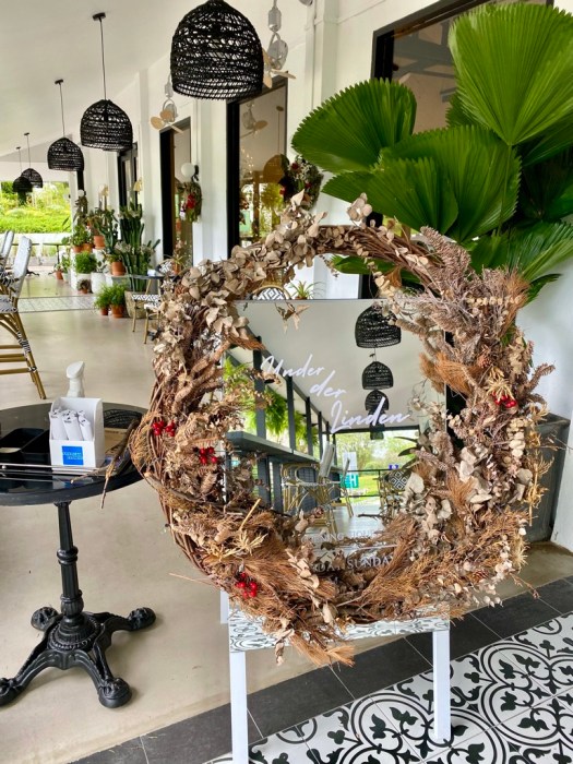 E2960D4E-4658-4A33-AEDF-E1BB7E406F74_1_105_c