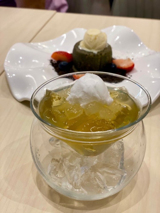 6BF99A0A-7E79-4B64-82B5-E789418745D4_1_105_c