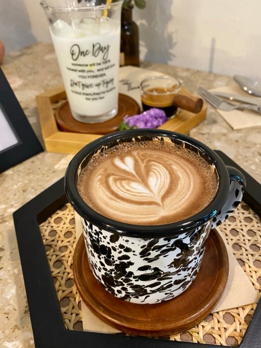 AE905B67-830B-47AD-85C7-DD989361E78E_1_105_c