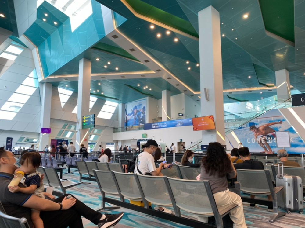 7063AA02-7507-420D-8AE8-B7F7E051580E_1_105_c