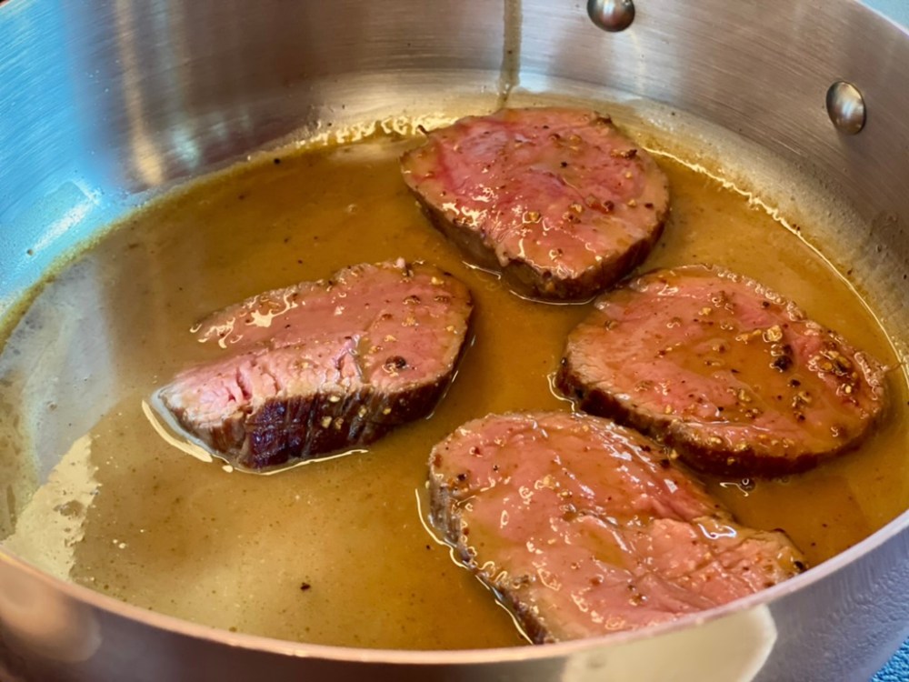 63AFC2E1-D607-44CC-924A-BA2E60C25E9C_1_105_c