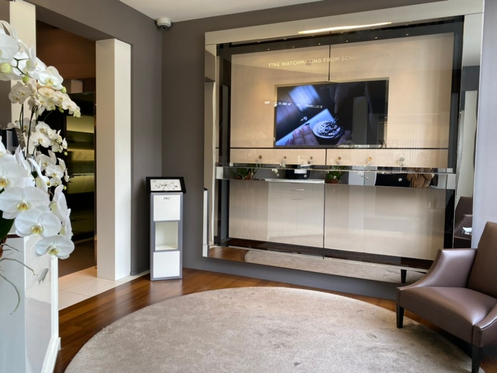 0F7819B5-7081-452F-80E2-734568FBDC22_1_105_c