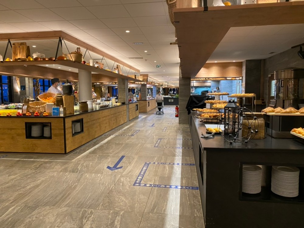 2CDCCBD5-8C0B-4601-89CA-EFB943AD4A5A_1_105_c