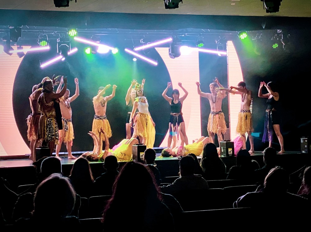 39F89E61-624F-42C3-8E39-DAAA6C9DA3D9