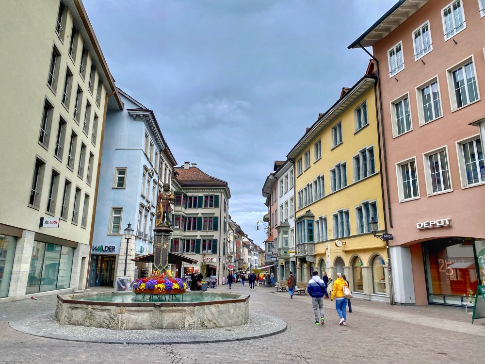 51F051F0-22AB-4496-9DF7-ADFC5B49478D_1_201_a