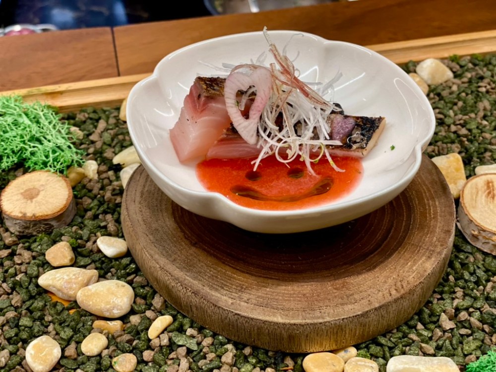 535B544C-C927-479E-B33A-FE33FC164871_1_105_c