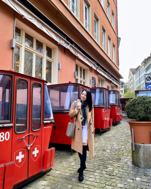 595DD79B-61AF-474A-A81F-BCCC3B7F1AF5_1_105_c