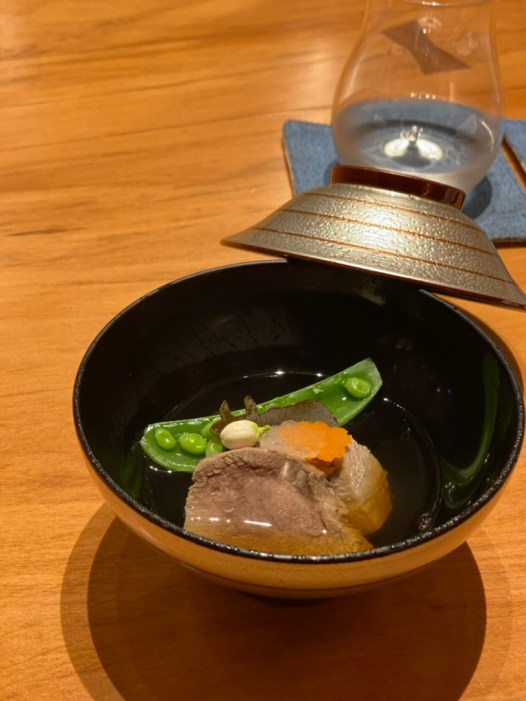 9C7A6D19-A031-43B3-8447-90FBC8780A92_1_105_c