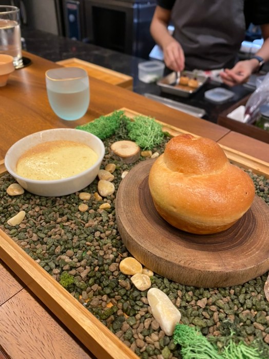 9E69C907-6A29-4F2A-9F2B-A86355BCCD61_1_105_c