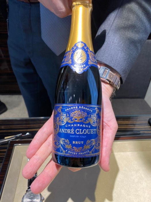 D261F9D6-692F-4CAA-A8F0-EBD8D9F55E2A_1_105_c