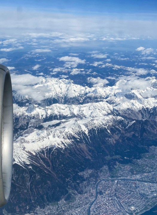 D80EF404-7226-4A7E-871A-EBFF4D5078C4_1_201_a