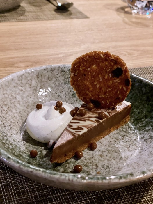 1909559C-768B-4797-BEF6-4B79FFF8C6ED_1_201_a