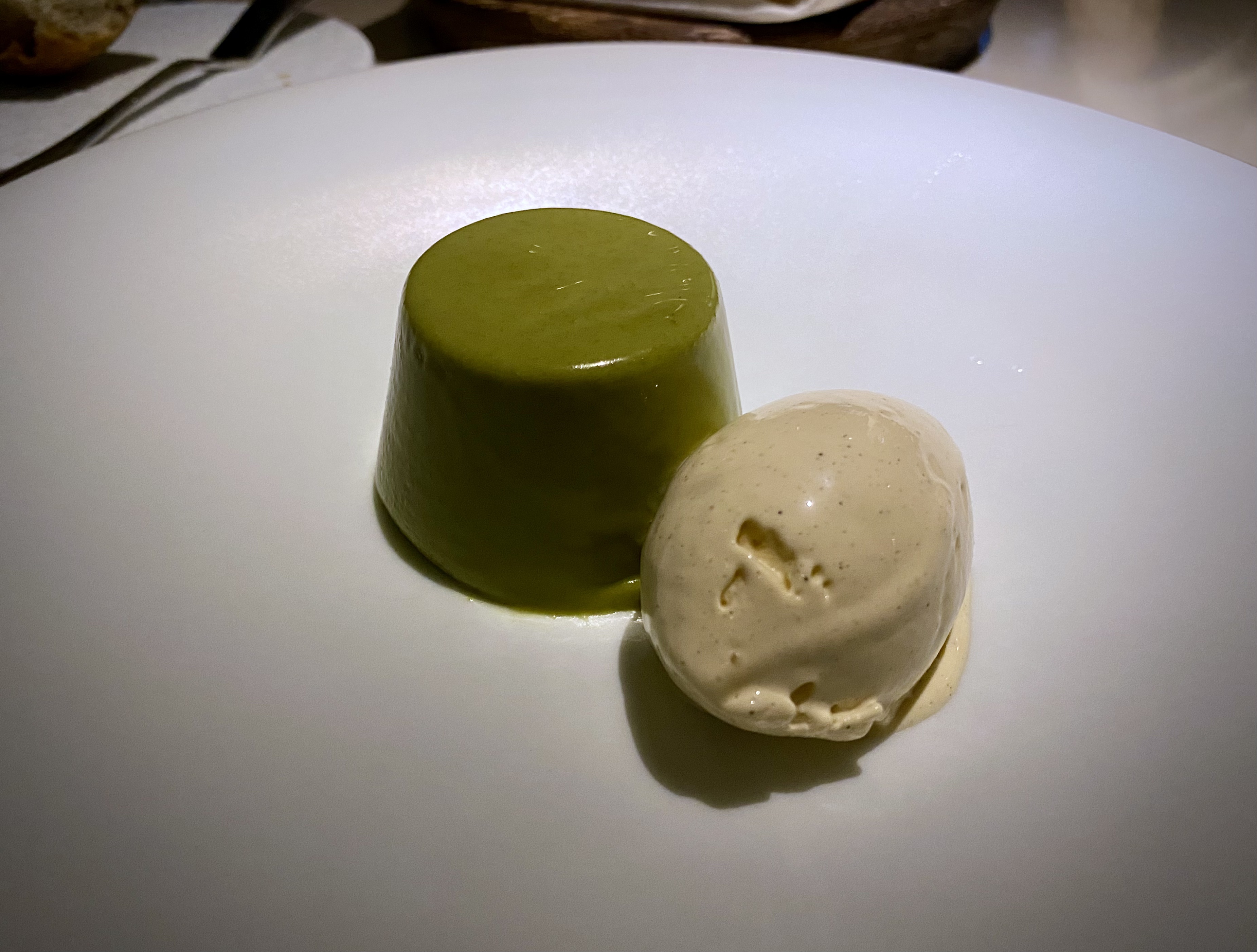 3FBBA8CB-3E4E-4A8F-938B-0ED35351F774_1_201_a