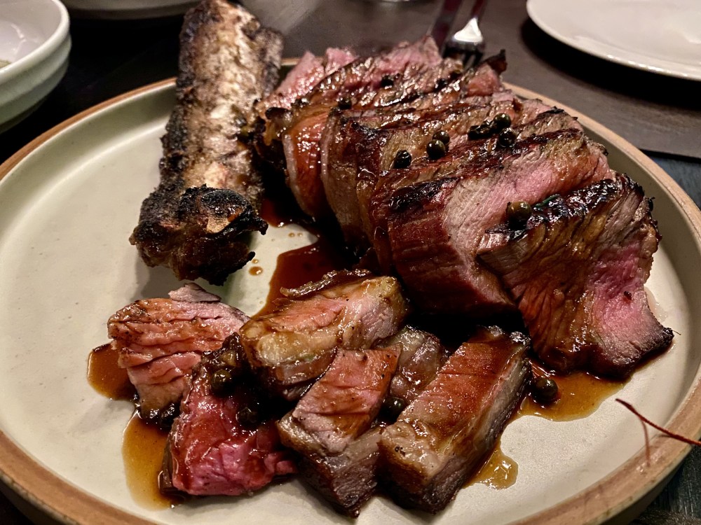 416CAE4F-5F36-40DC-9930-E1DD746B142B_1_201_a