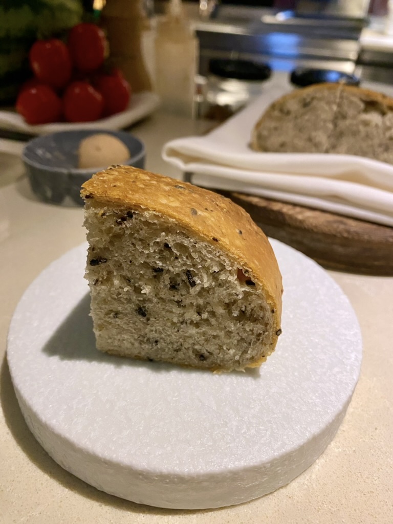 C2CB5B84-16B7-4E65-9C44-656ABCAADD4B_1_105_c