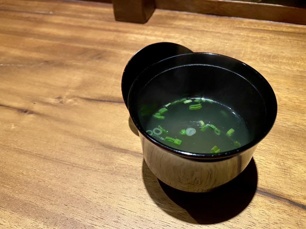 50E086D2-A14A-4072-8489-476A10AD1AA2_1_105_c