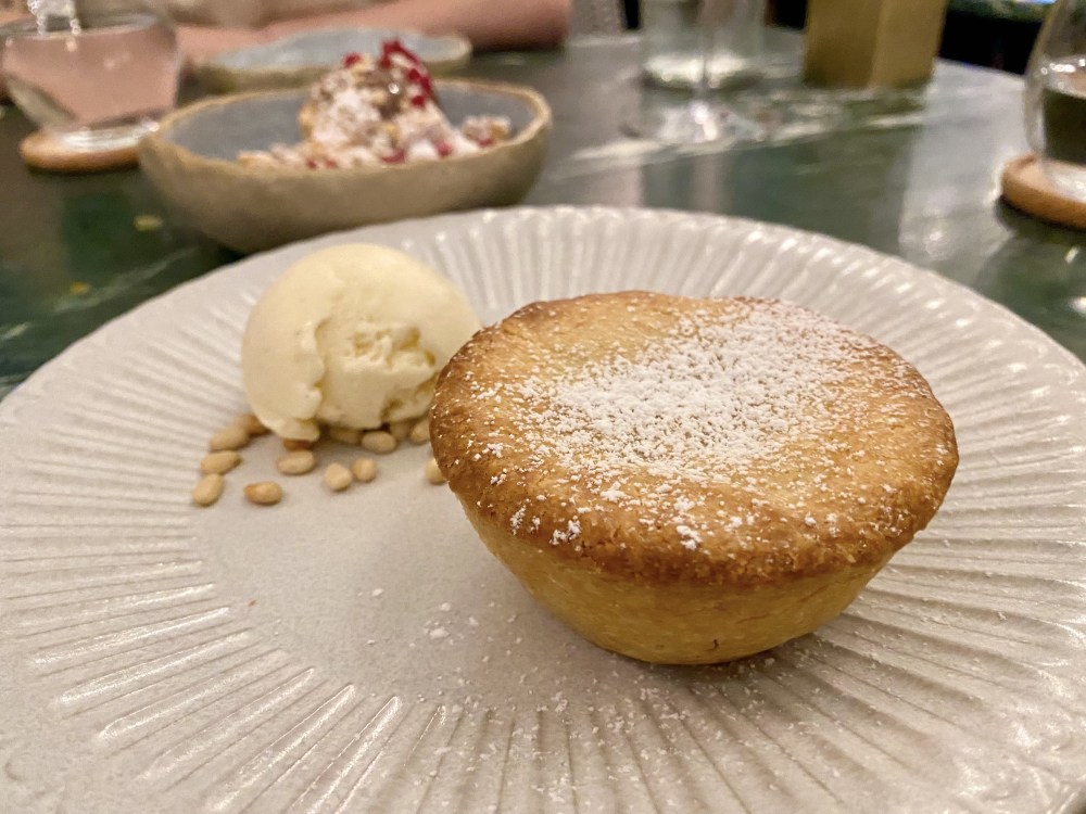 6FF5B9A5-47DE-4D50-8DC2-E57C21006037_1_201_a