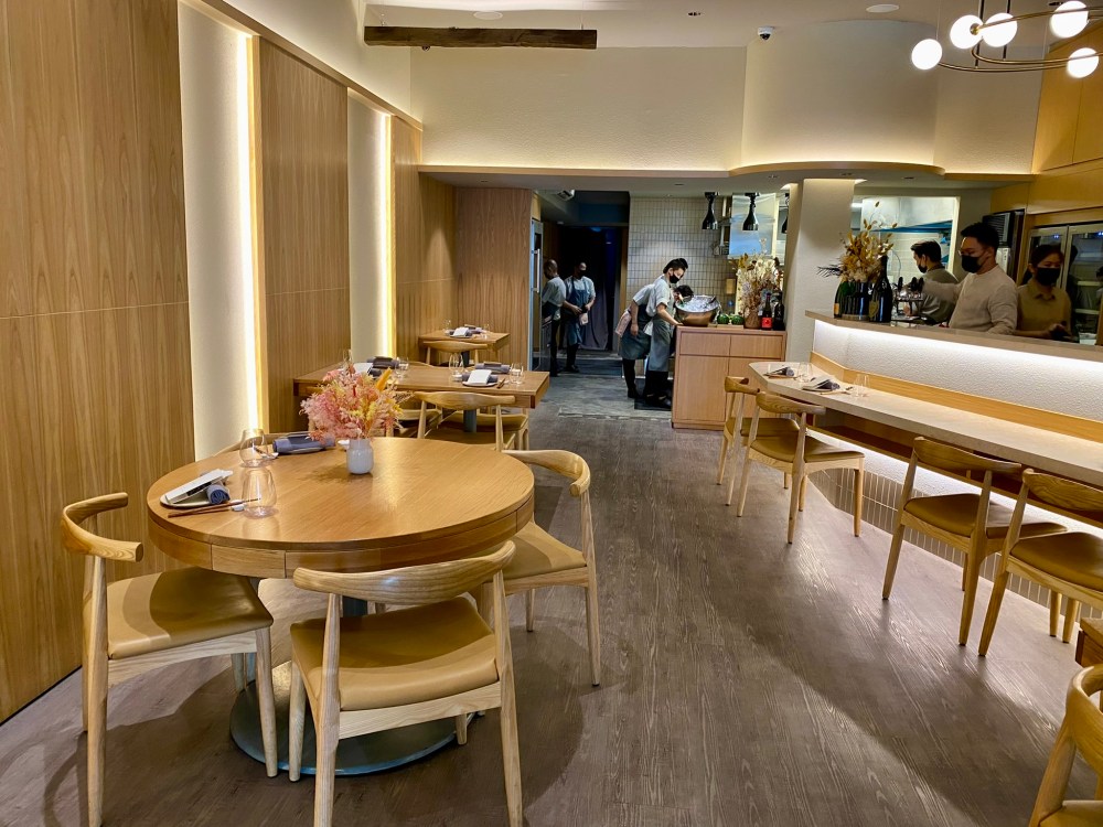 969C1A7D-6936-46CB-91A0-DF8394A353D0_1_102_a