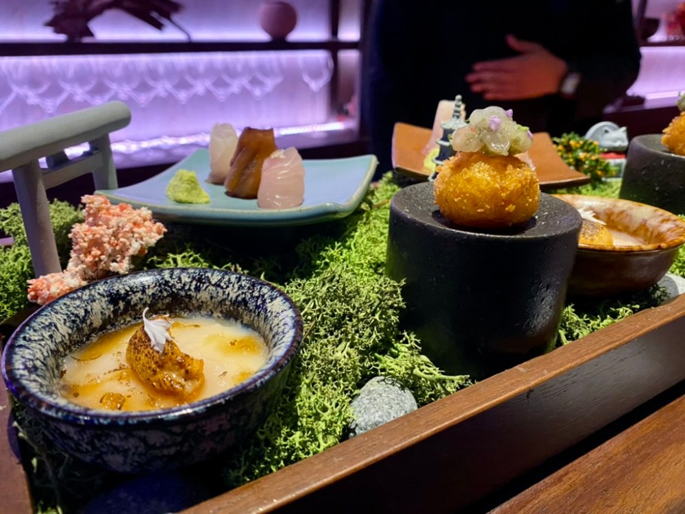 A0E4E1EC-B8AD-4DD0-9D40-17804D8D2733_1_105_c