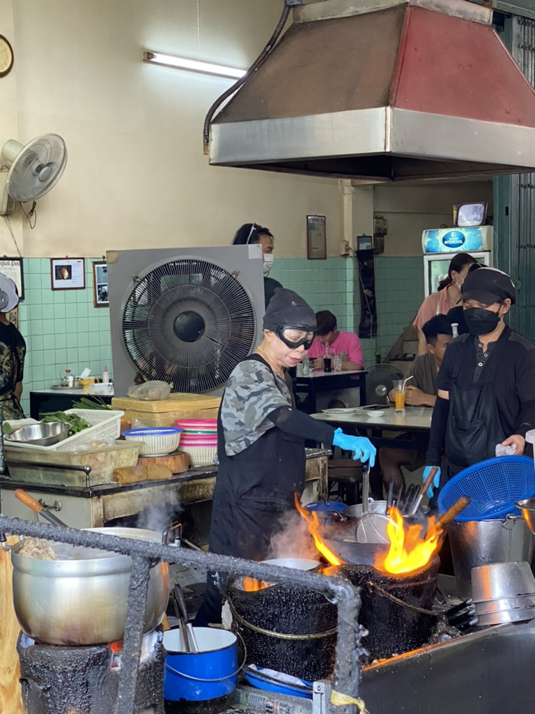 C27EBF94-2336-467E-B7E4-C27B86A4E5EE_1_105_c