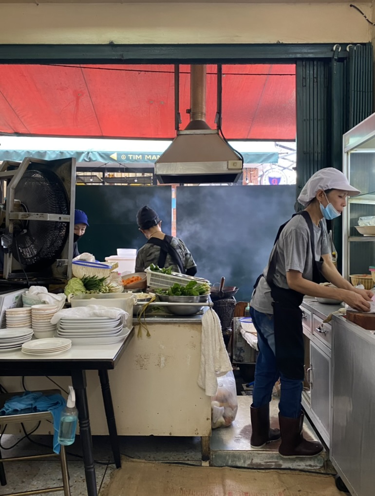 DF31B460-258B-4B3D-B755-B9635E08C306_1_105_c