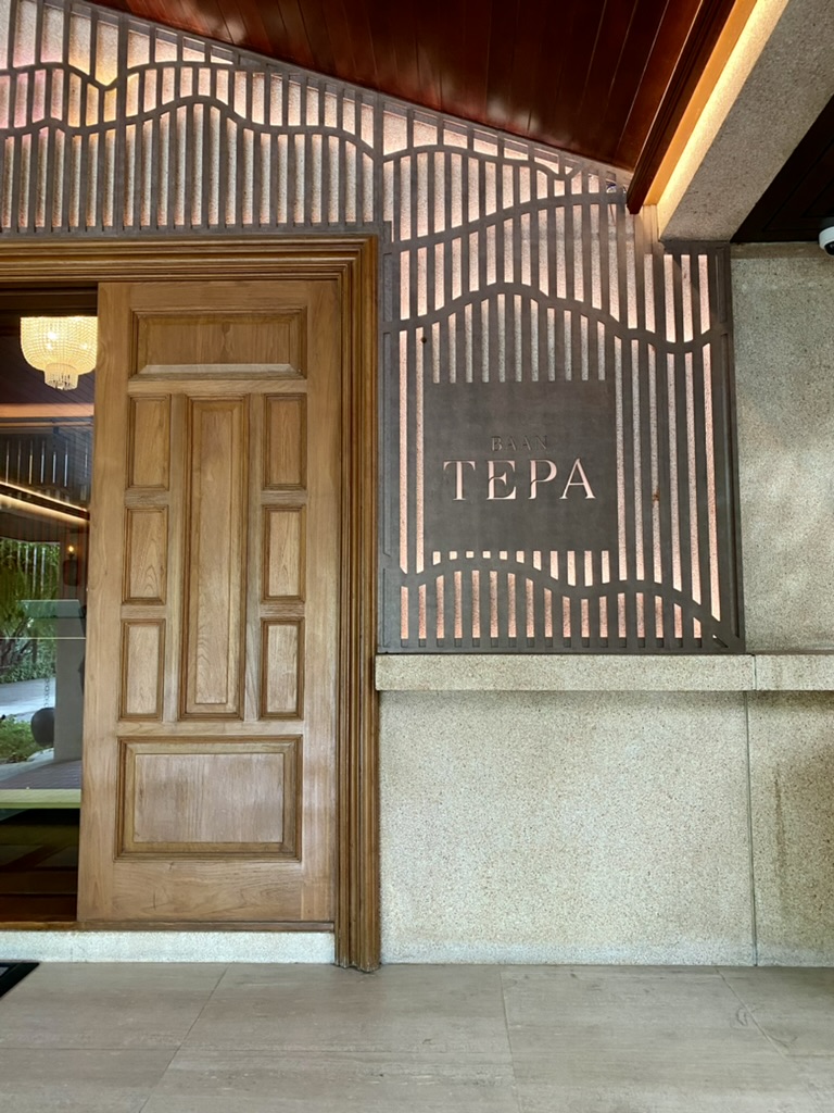 EE9BC40D-5273-4E41-A272-816E5D9E9FF8_1_105_c